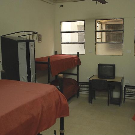 Hostal El Tucu Tucuc San Miguel de Tucumán Dış mekan fotoğraf