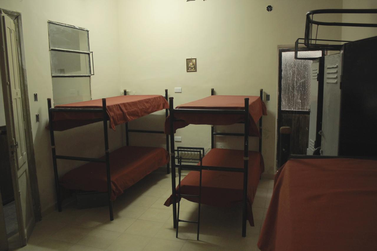 Hostal El Tucu Tucuc San Miguel de Tucumán Dış mekan fotoğraf